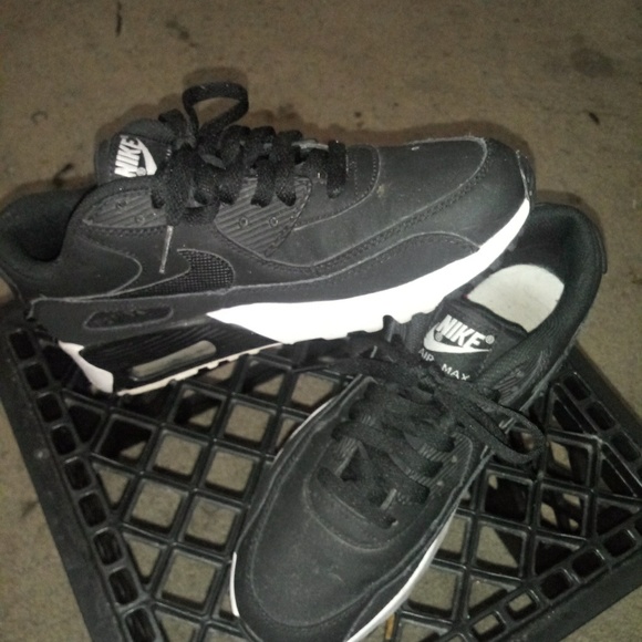 Shoes - Picture 2 of 2